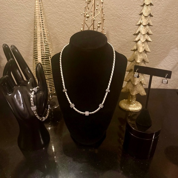 Brighton Meridian SET * New Condition - Picture 5 of 8